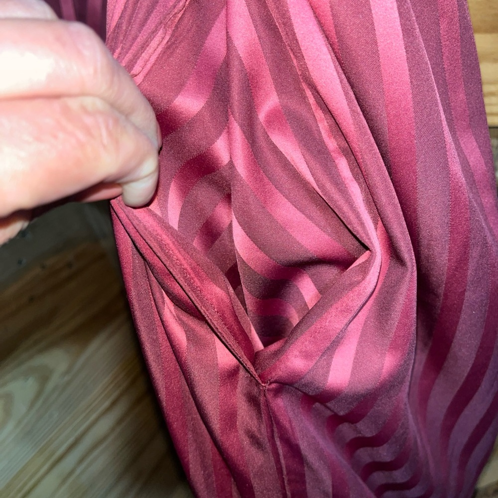 Cabernet Pink Striped Robe - Picture 5 of 13